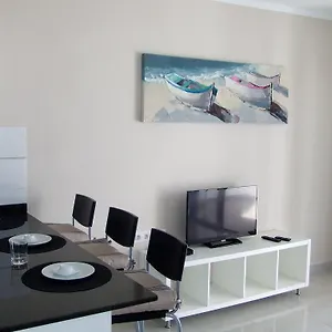 apartamentos-layla.puertodelcarmen-hotels.org/