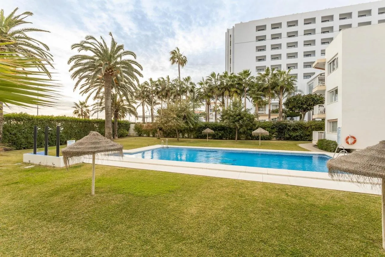A410 Frontlilne Apartment Nerja España